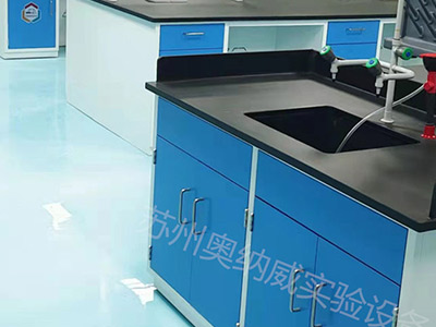 PP實(shí)驗(yàn)臺(tái)的特點(diǎn)及其組成是什么？